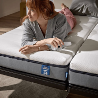 AUPING -  AV/PHOTOGRAPHY PRODUCER